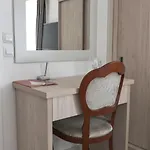 Hotel Consul