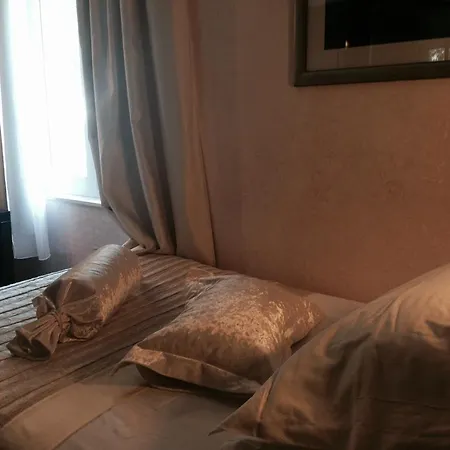 Consul Szálloda