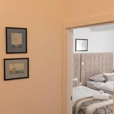 Consul 3*
