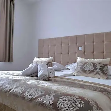 Hotel Consul
