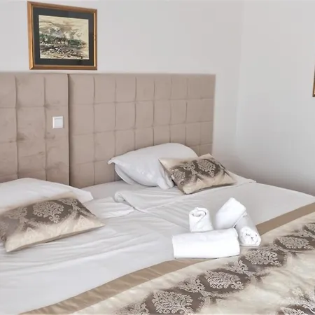 Consul Hotell 3*